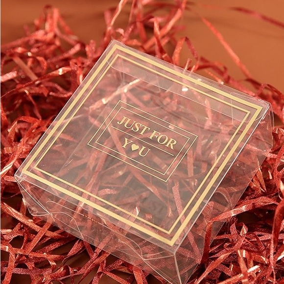 Size Small Mystery Box!! 4 Items In This Box. - Picture 3 of 11